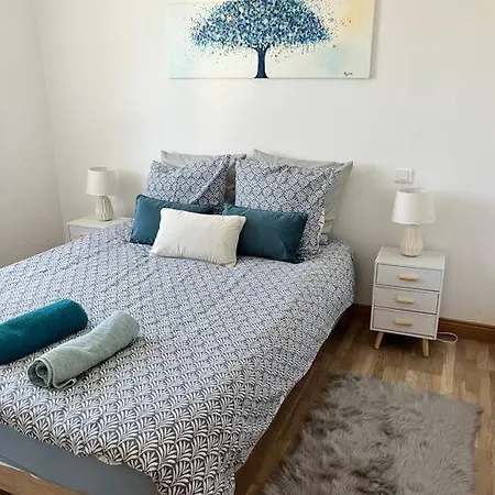 La Boetienne Jardin A בית נופש